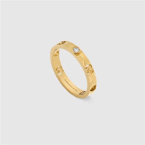 gucci heart ring gold.